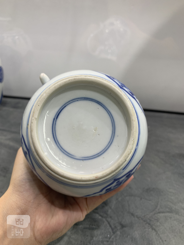 清康熙青花蝶恋花喜上眉梢纹花浇 - 图11